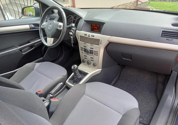 Opel Astra cena 14500 przebieg: 254000, rok produkcji 2008 z Głogówek małe 277